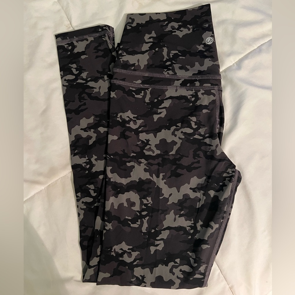 CRZYOGA Camo Leggings
